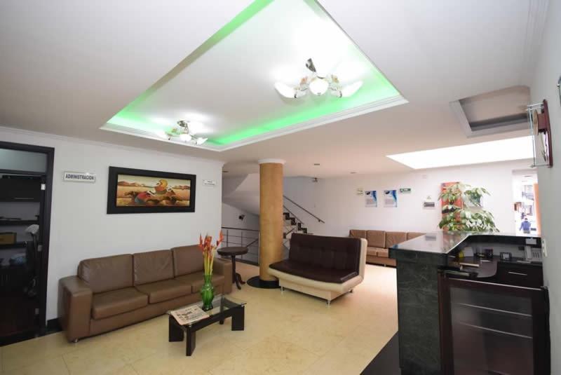 Hotel Zafiro Plaza Tunja Extérieur photo